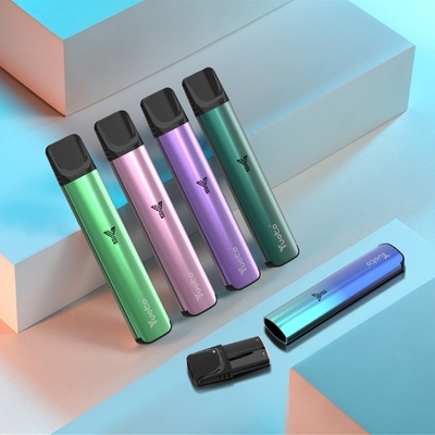 قیمت عمده فروش اصلی yuoto Live 600 puffs پورت شارژ نوع C به خوبی با 40 طعم طراحی شده است.
